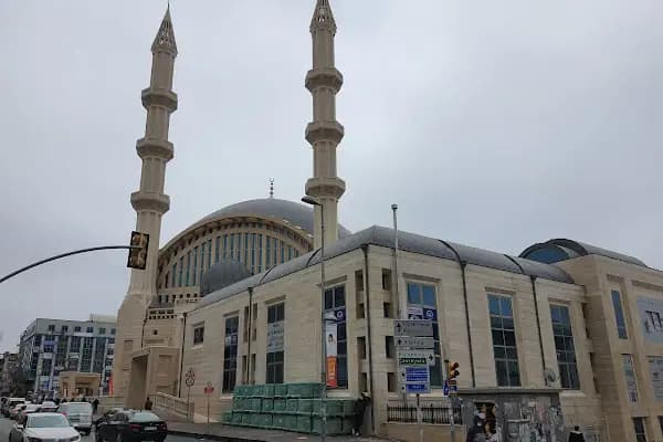 moda sokakta - Butik - İstanbul Esenler