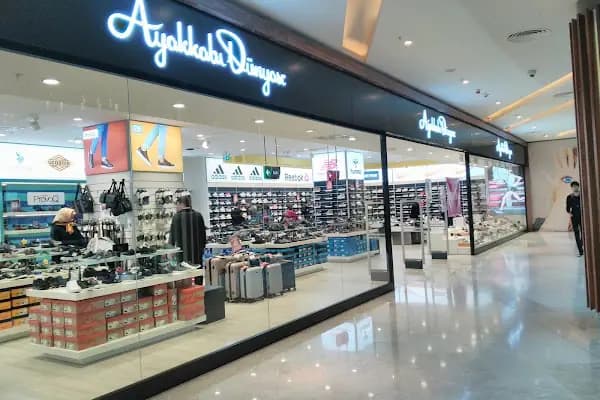 King Shoes &amp; Bags - Ayakkabı mağazası - İstanbul Güngören