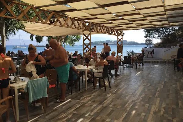 Bodrum Emrah Hotel &amp; Restoran - Kat Hizmeti Sunulan Konaklama - Muğla Bodrum