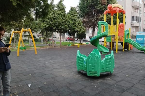 Selahattin Şimşek Çocuk Parkı - Park - Sakarya Adapazarı