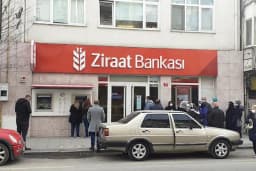Ziraat Bankası Ankara Caddesi/Sakarya Şubesi