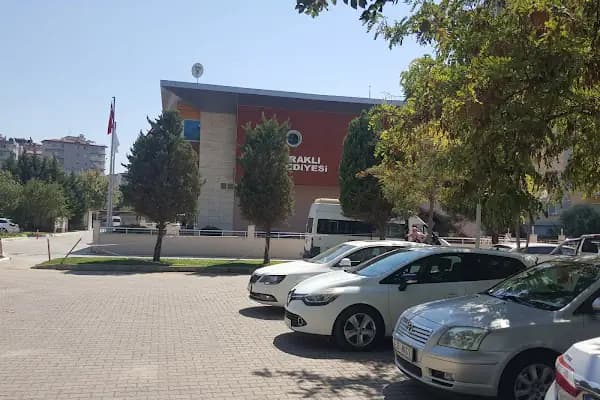 Bayraklı Belediyesi Sosyal Yardım İşleri Müdürlüğü - Belediye Binası - İzmir Aliağa