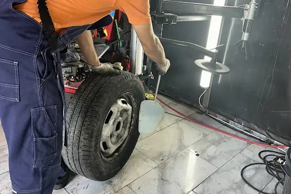 ED'S Car Wash & Detailing - Araba Yıkama - İstanbul Güngören