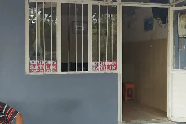 Arnavut Otomotiv - Motorlu Taşıt Satıcısı - İzmir Bergama