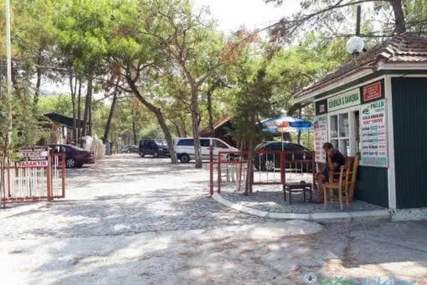 Pullu Çadır Kampı - Kamp Alanı - Mersin Yenişehir