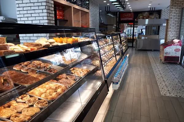 Kalender Fırın &amp; Cafe - Pastane - İzmir Buca