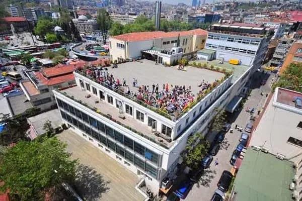 Bahçeşehir Üniversitesi - Üniversite - İstanbul Esenler