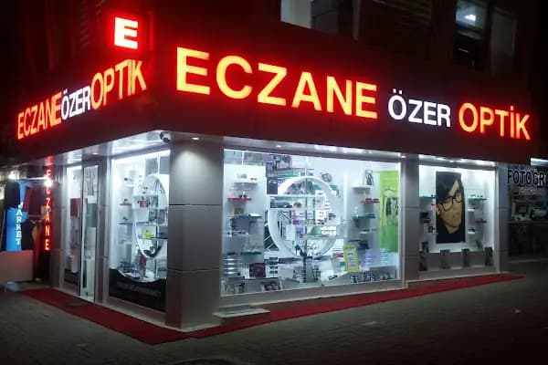 Özer Eczane Optik Alanya - Eczane İçeren İşletme - Antalya Alanya