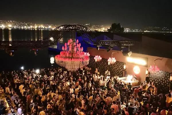 Tac Mahal - Gece kulübü - İzmir Aliağa