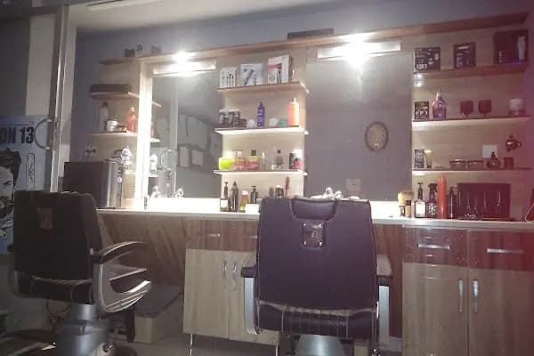Salon 13 - Berber Dükkanı - İstanbul Küçükçekmece