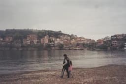 Foto Ay