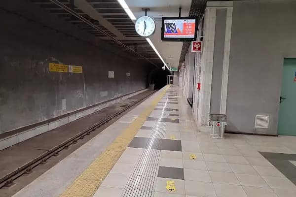 İstoç - Metro İstasyonu - İstanbul Bağcılar