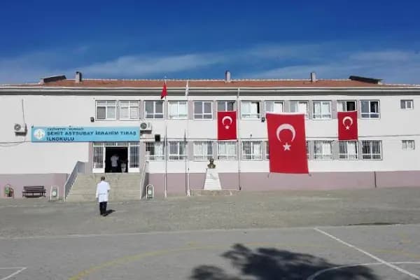 Şehit Astsubay İbrahim Tıraş İlkokulu - Okul - Gaziantep Araban