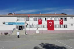 Şehit Astsubay İbrahim Tıraş İlkokulu