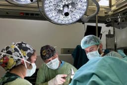 Doç. Dr.Enver Avcı - Gastroenteroloji Uzmanı