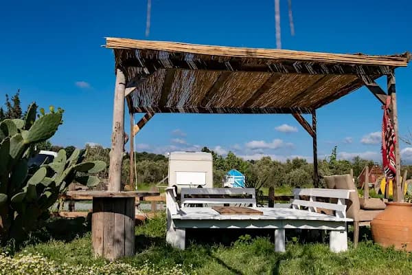Teos Sanat Kampı -Kamp-Çadır-Bungalow-karavan Konaklama - Kamp Alanı - İzmir Seferihisar