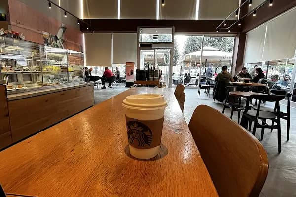 Starbucks Kurttepe - Kahve dükkanı - Adana Çukurova