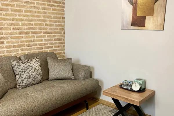 Psikolog Özüm Fırat - Psikoterapist - İstanbul Ataşehir