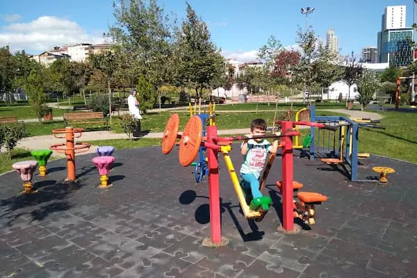 İBB Ataşehir Deprem Parkı - Park - İstanbul Ataşehir