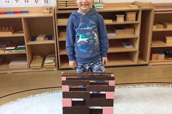 Ataşehir Mavi Şapka Montessori - Resim 2