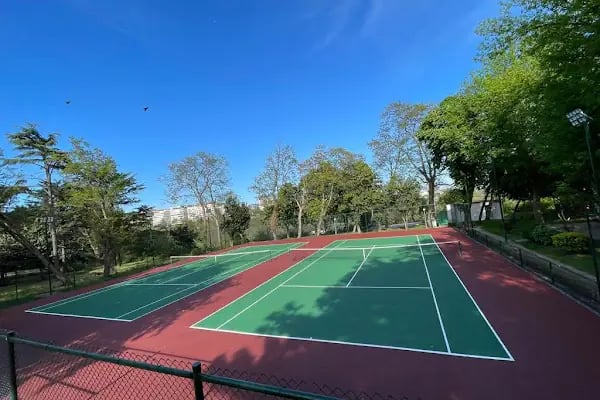 Taksim Tenis - Resim 1