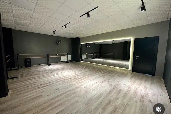 New Energy Fitness &amp; Wellness - Resim 4