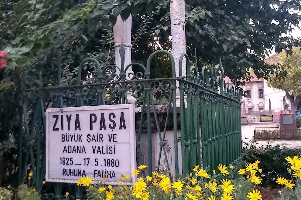 Ziya Paşa Türbesi - Resim 10