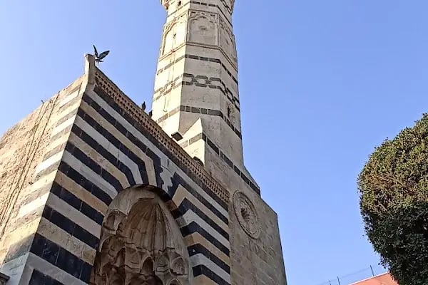Ziya Paşa Türbesi - Resim 16