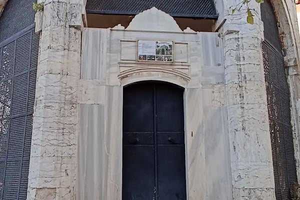Ziya Paşa Türbesi - Resim 15