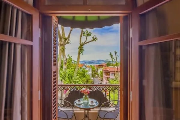 No2 Hotel By Şükrü Büyükada - Resim 10