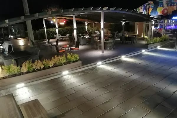 S Bowling Center - Resim 8