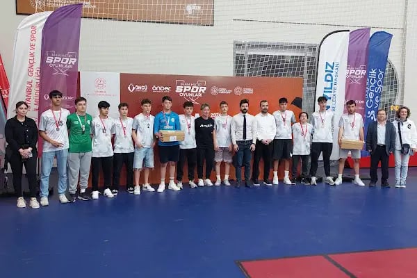 Bağcılar Çok Amaçlı Spor Salonu - Resim 3