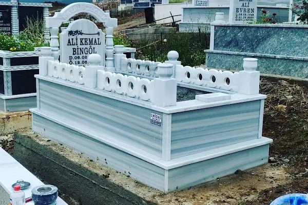 17 Ağustos Deprem Şehitliği - Resim 10