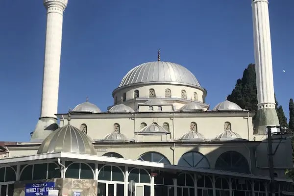 Güzelyalı Eski Camii - Resim 1