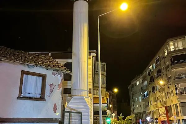 Güzelyalı Eski Camii - Resim 17