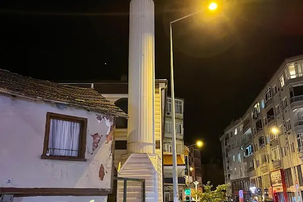 Güzelyalı Eski Camii - Resim 9