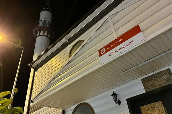 Güzelyalı Eski Camii - Resim 4