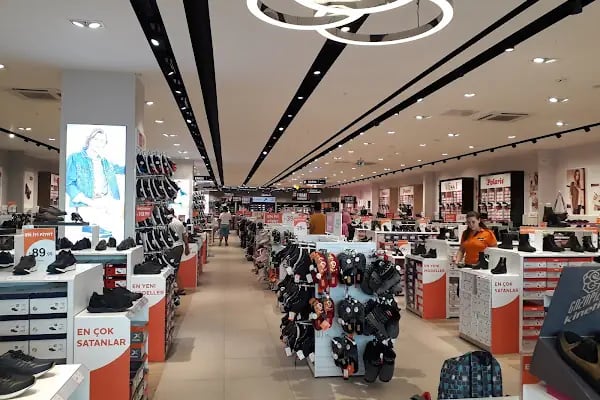 FLO Bodrum Midtown AVM Mağazası - Resim 2