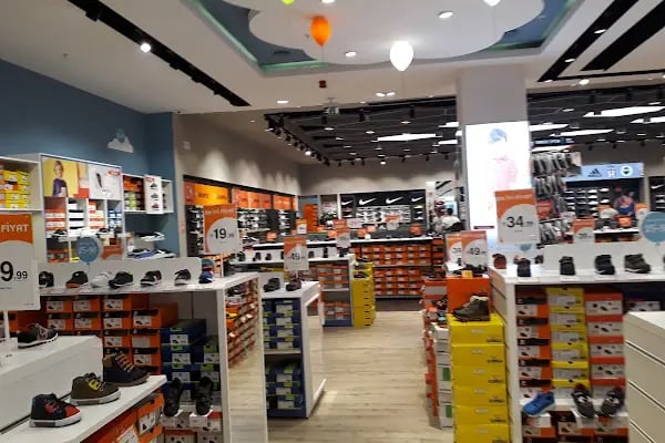 FLO Bodrum Midtown AVM Mağazası - Resim 9