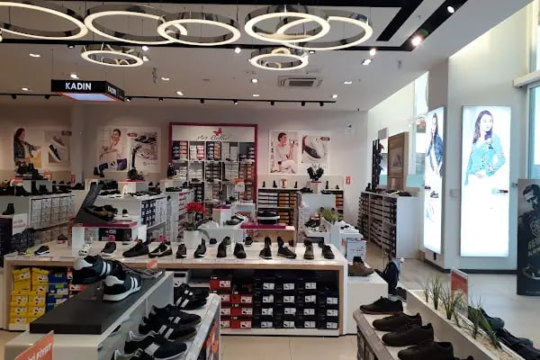 FLO Bodrum Midtown AVM Mağazası - Resim 14