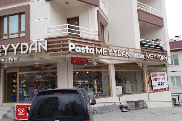 Meydan Cafe - Resim 9