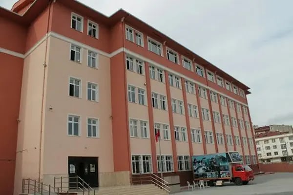 arnavutköy necip fazıl kısakürek imam hatip ortaokulu - Resim 13