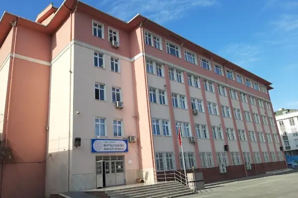 arnavutköy necip fazıl kısakürek imam hatip ortaokulu - Resim 1