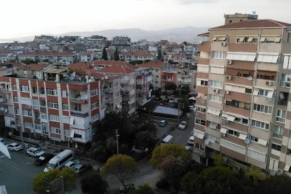 Konak Belediyesi Bahçelievler Metin Oktay Parkı - Resim 7