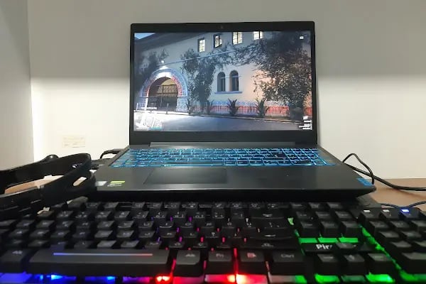 Yıldız Teknik Bilişim &amp; MacBook Notebook Onarım Merkezi - Resim 9