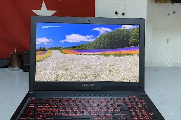 Yıldız Teknik Bilişim &amp; MacBook Notebook Onarım Merkezi - Resim 13