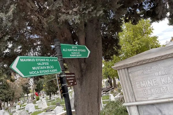 Mahmut Efendi Hazretleri Kabri - Resim 18