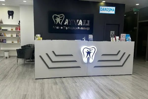AYVALI AĞIZ VE DİŞ SAĞLIĞI POLİKLİNLİĞİ - Resim 5