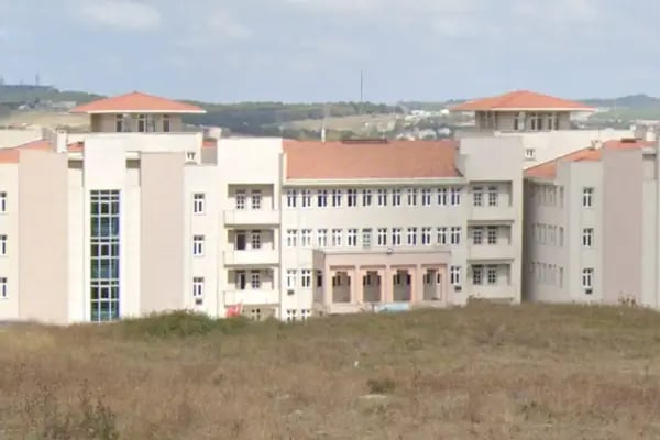 Yunus Emre İmam Hatip Ortaokulu / Ortaokulu - Resim 4
