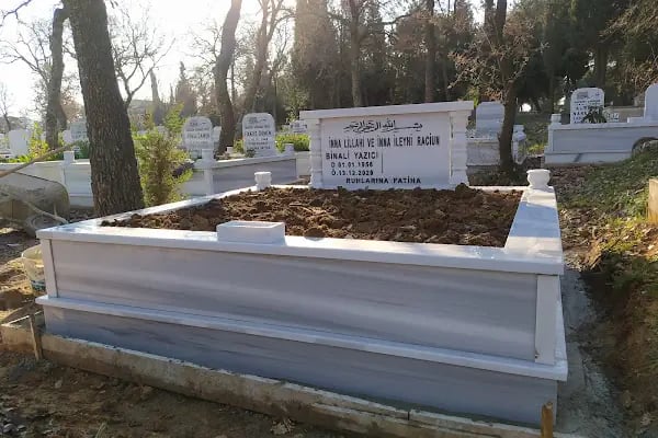Avcılar Mezarlığı - Resim 2